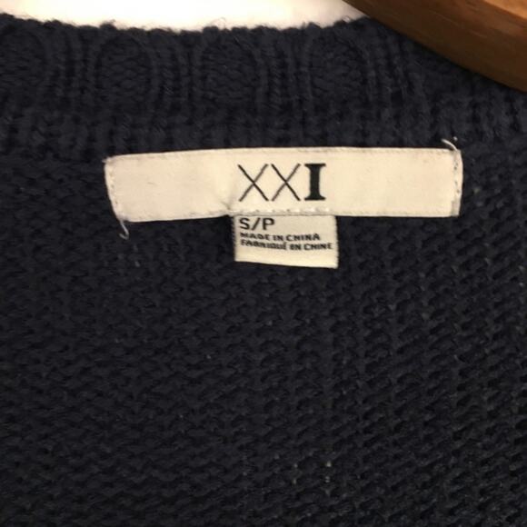 Distressed Navy Blue Cardigan Sz Small - Picture 7 of 10